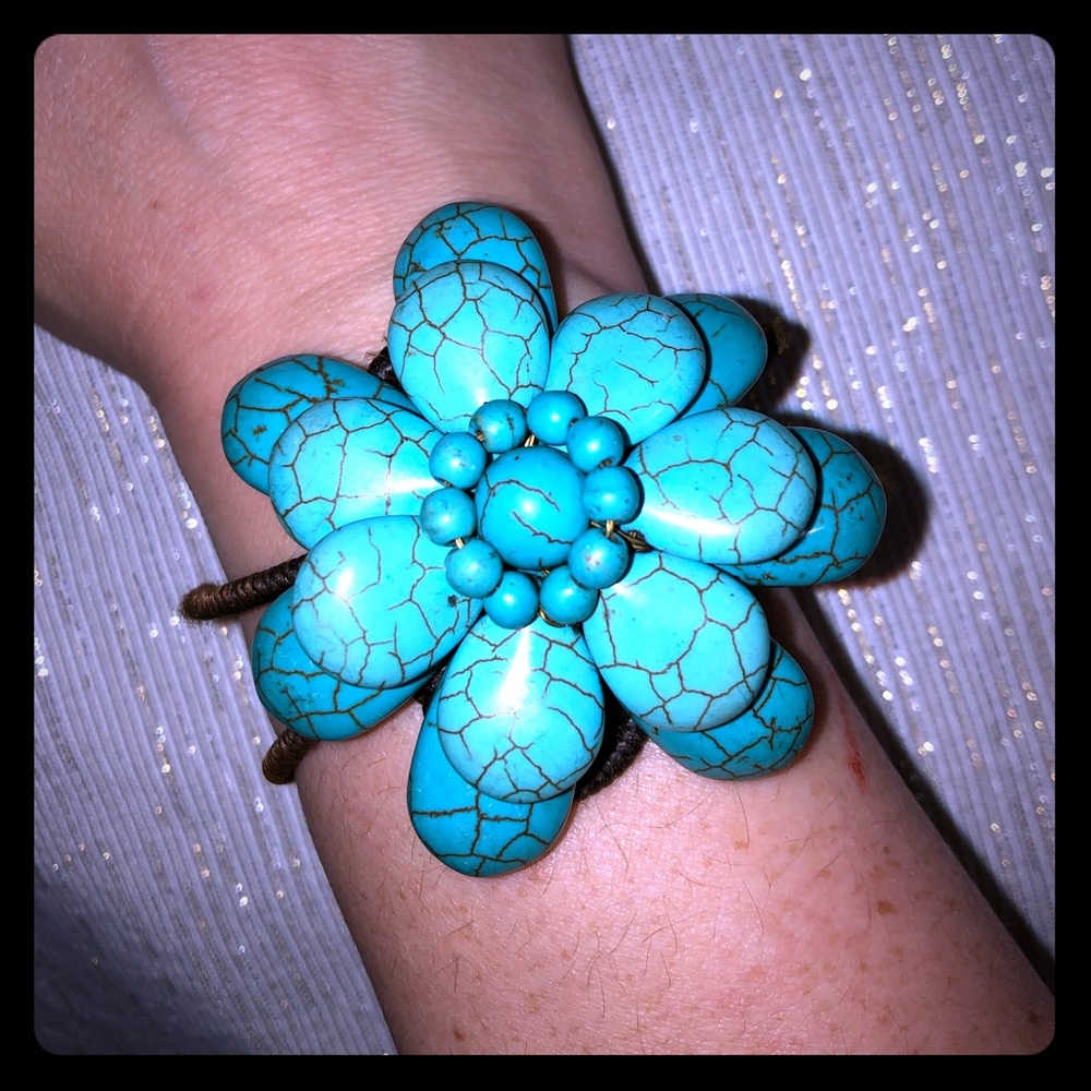 Marbled stone flower wrap bracelet